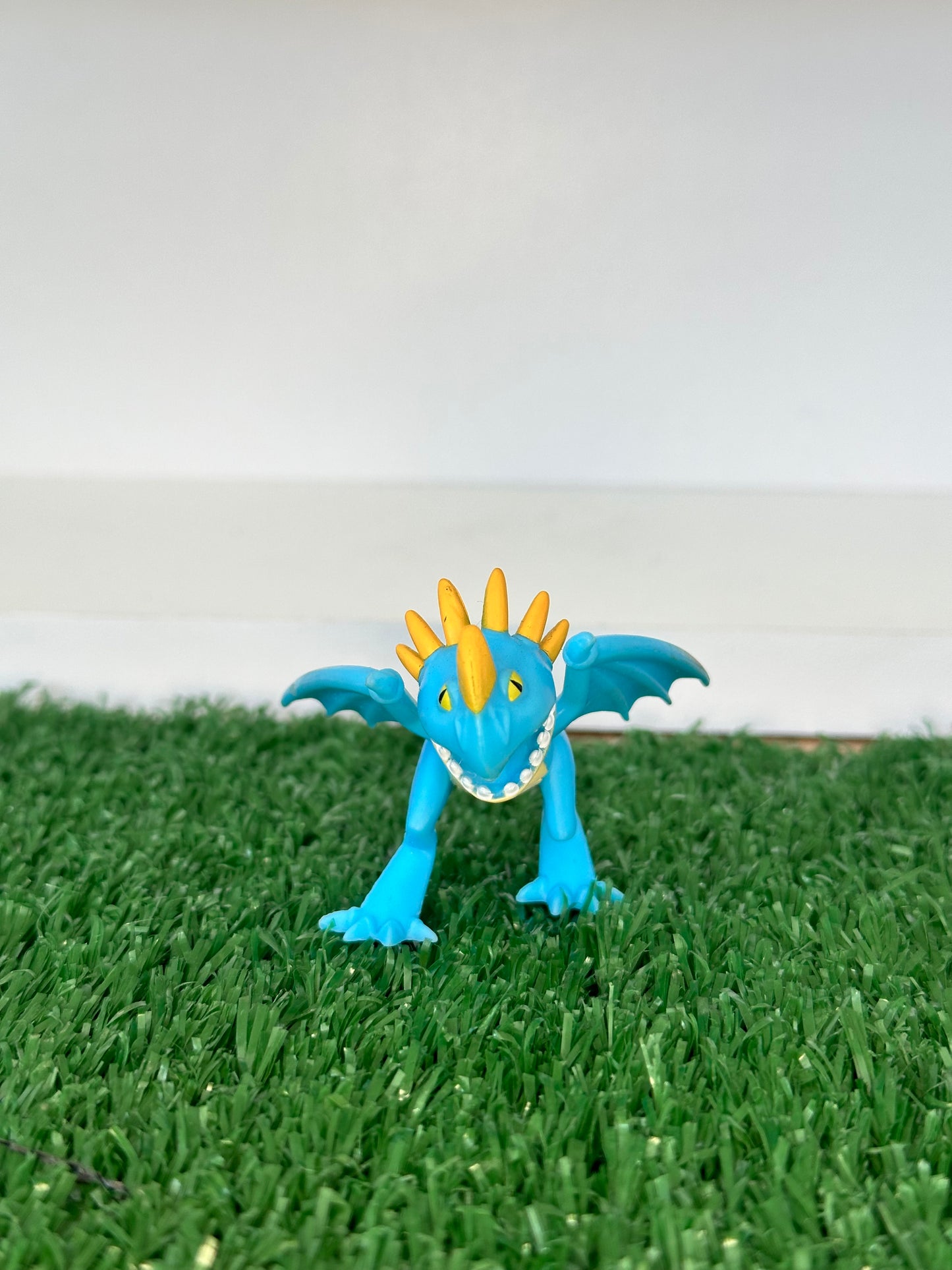 Astrid y su dragón, cómo entrenar a tu dragón