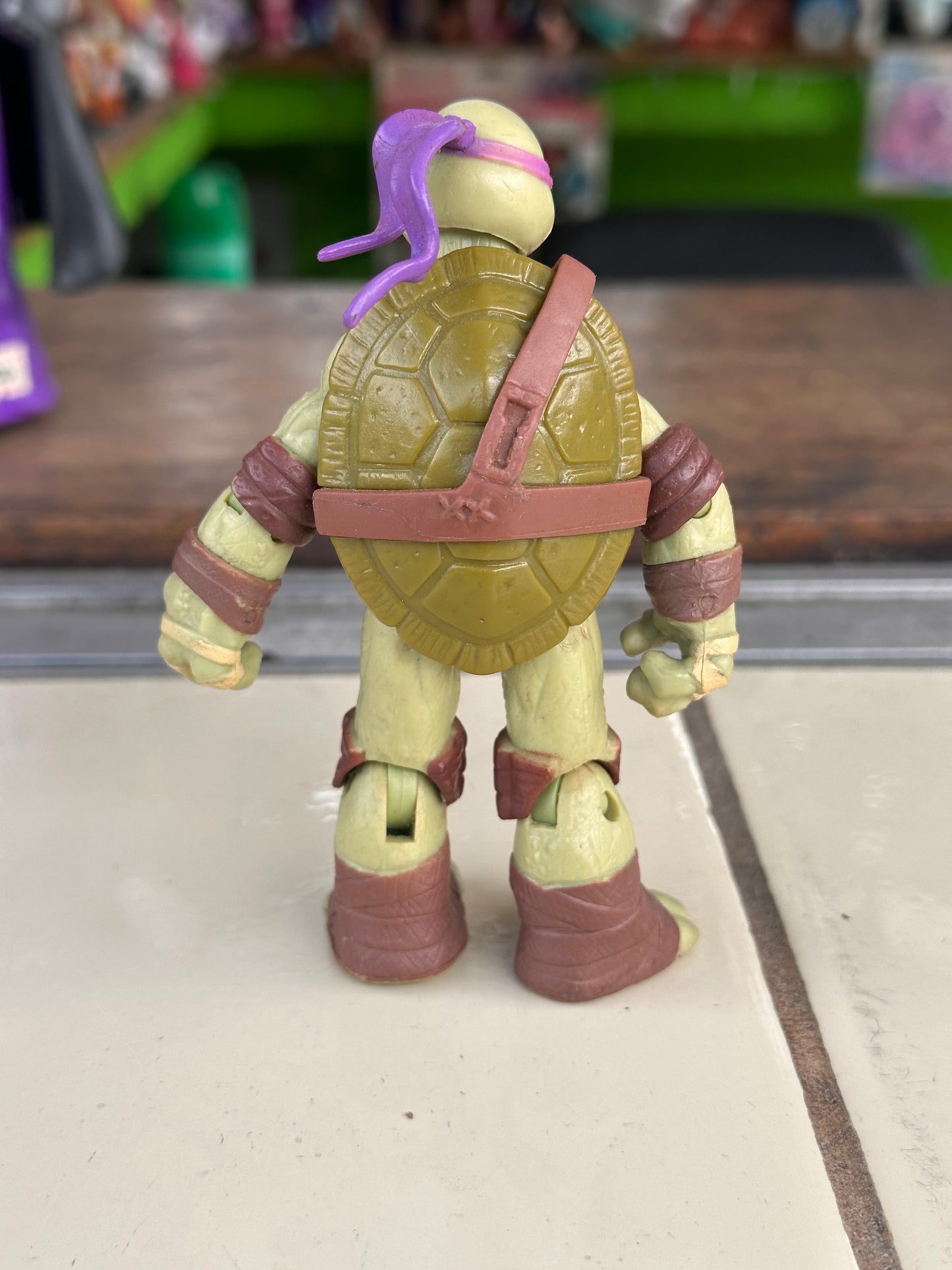 Figura de Donatello de las Tortugas Ninja