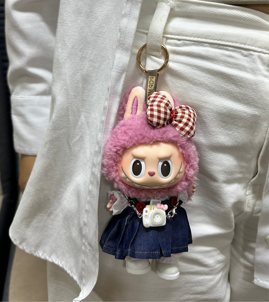Conjunto de ropita y accesorios de labubu
