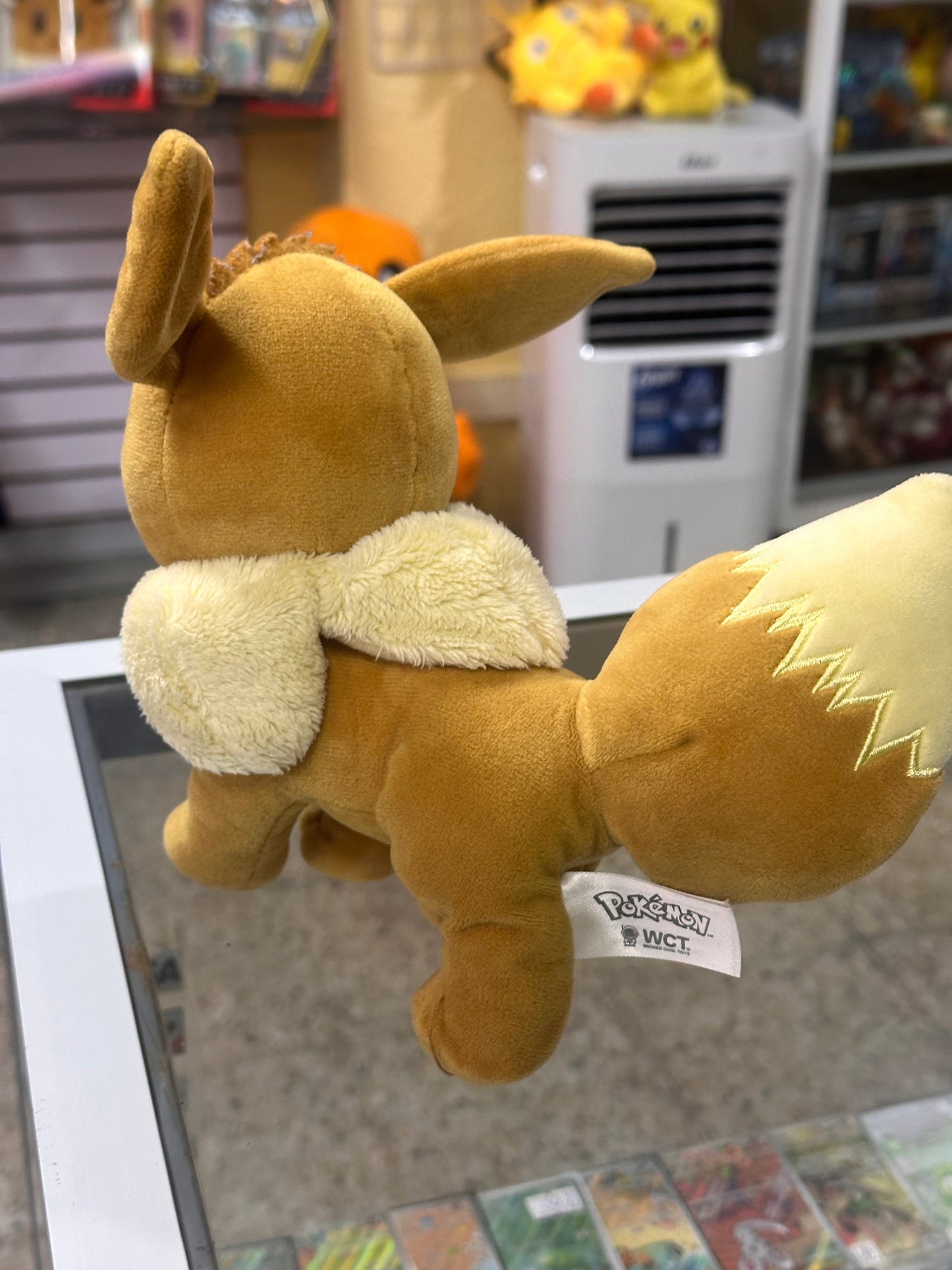 Peluche eevee WCT