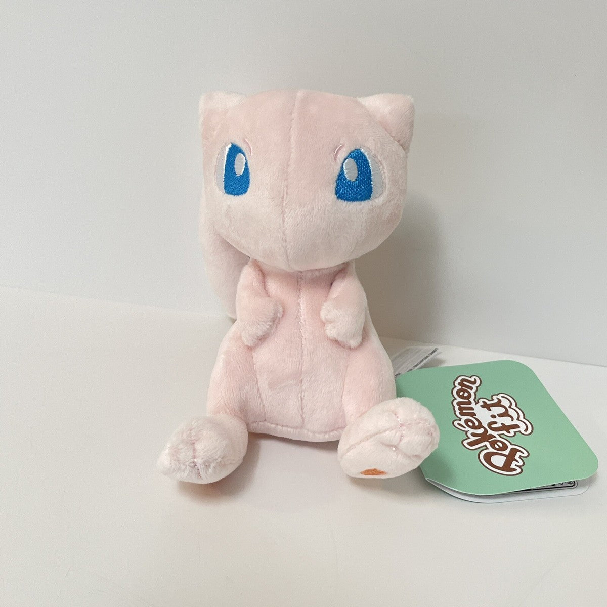 Peluche de Pokemon center Mew version Pokemon fit