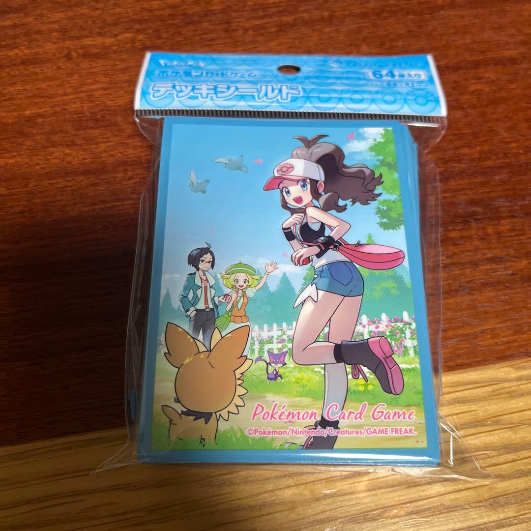 Sleeves Pokemon center Hilda