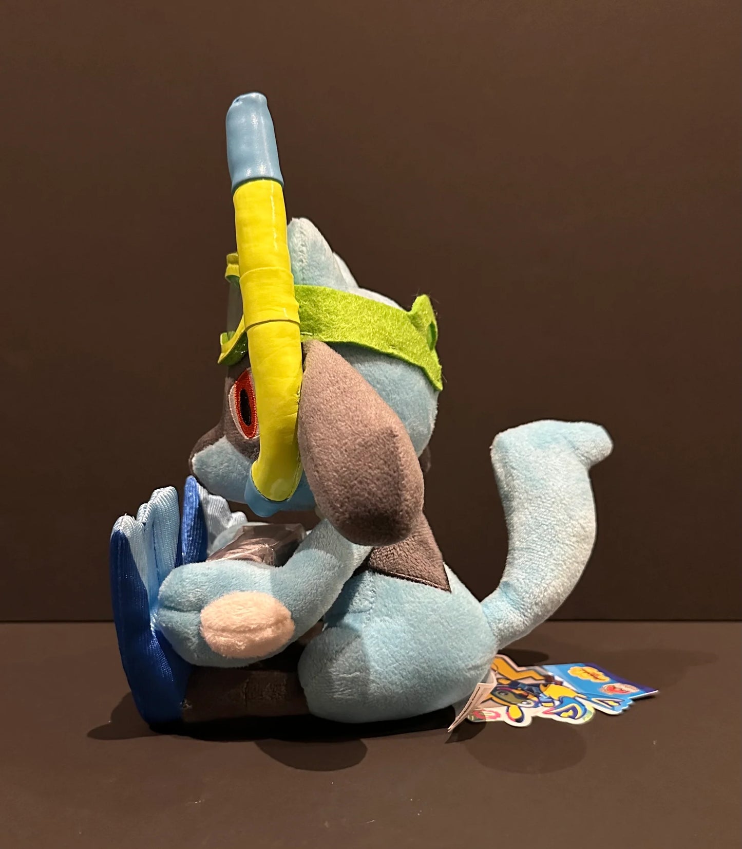 Peluche de Riolu Pokémon Center edición World Championship (WCS) 2024 en Honolulu, Hawái