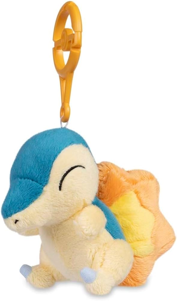 Llavero peluche de cyndaquil Pokemon center