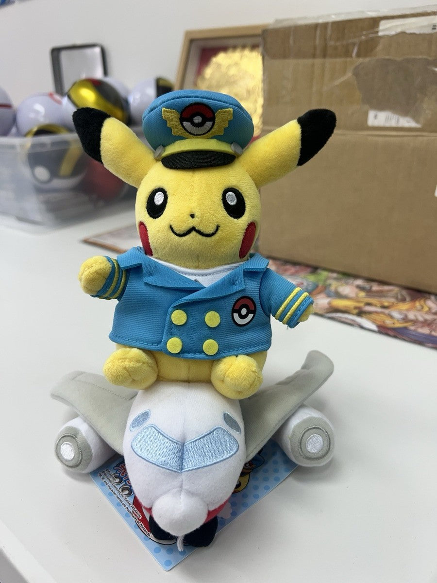 Peluche Pikachu airplane, exclusivo de Pokemon center aeropuerto Narita