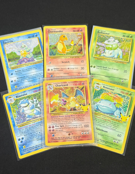 Charizars, Blastoise y Venusaur del 25 aniversario y sus prevolución de clasic colleccíon
